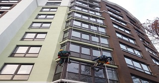 Установка крыши на балкон Сланцы цена от 1021 руб. м/2.