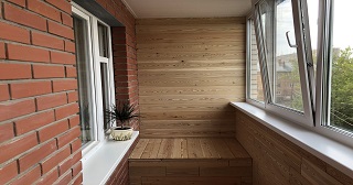 Отделка, остекление, утепление балконов в Сланцах от 205 руб. м/2.