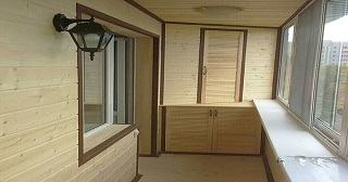 Отделка балкона под ключ Сланцы, цена от 5718 руб.